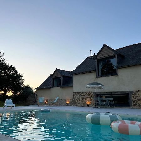 Le Logis De La Lettre Bed and Breakfast Tinténiac Esterno foto