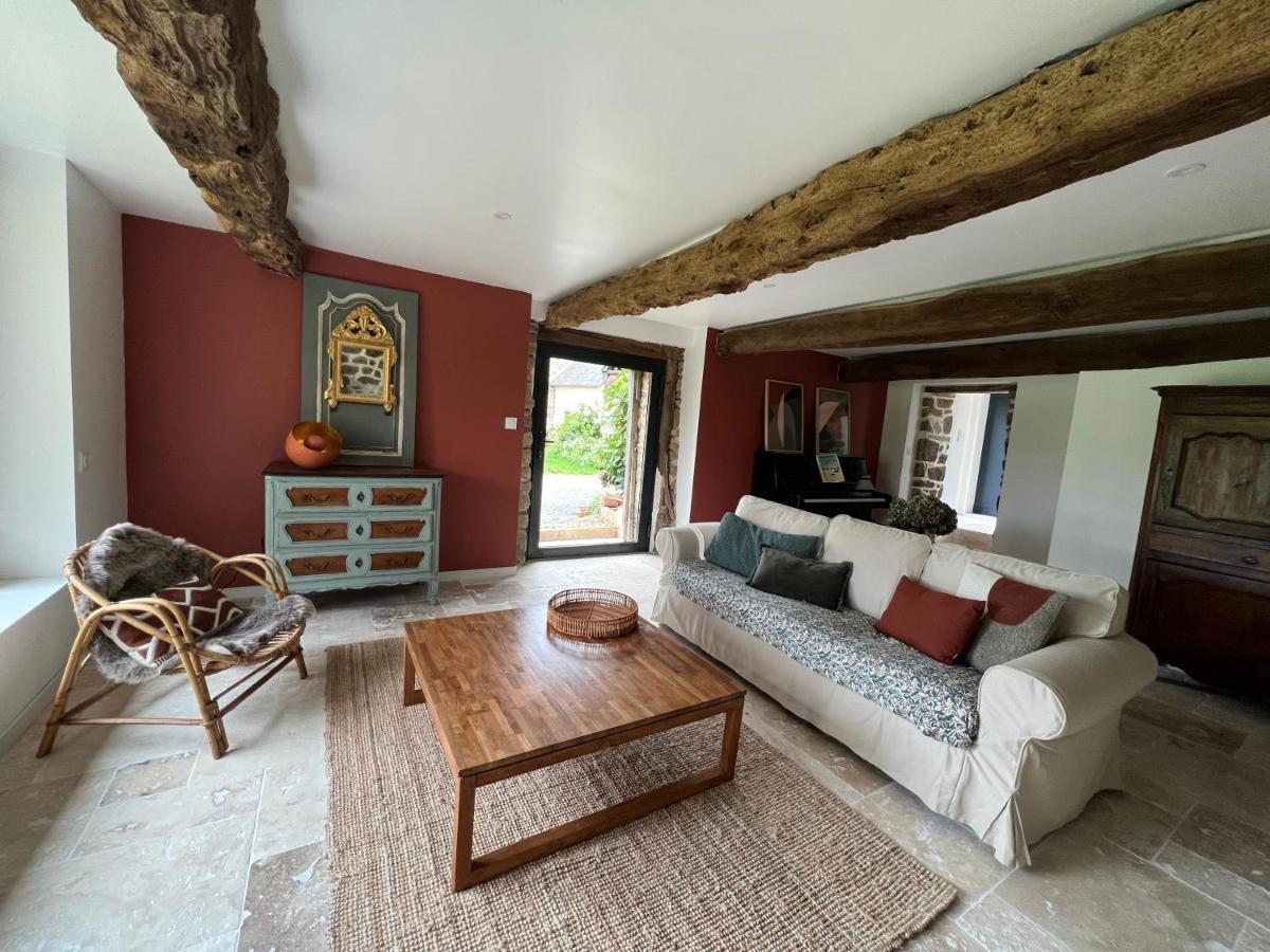 Le Logis De La Lettre Bed and Breakfast Tinténiac Esterno foto